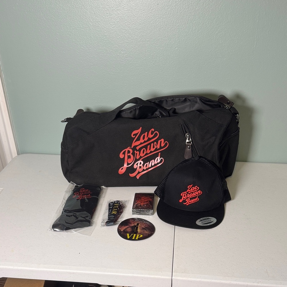 Zac Brown Band Black Duffel Bag & Hat Set